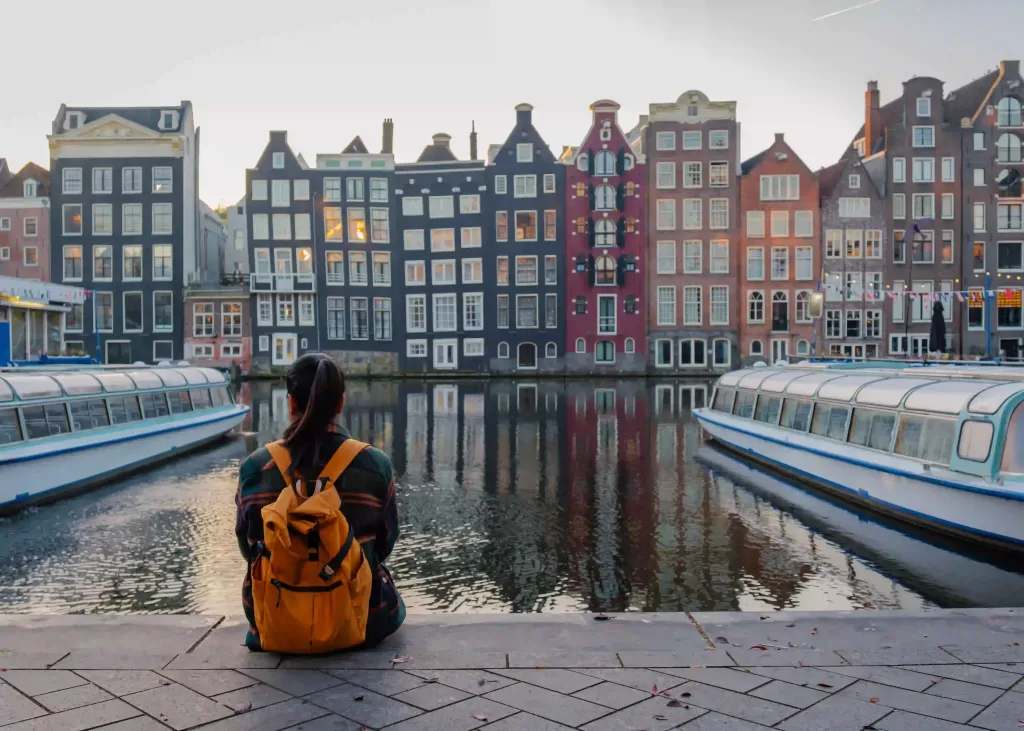 autumn-reflections-in-amsterdam
